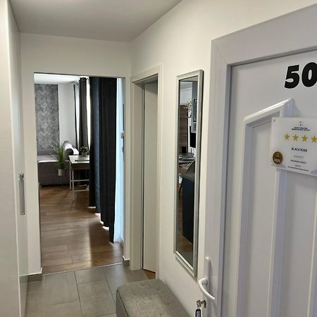 The Rose Garden Budapest Apartments Екстериор снимка