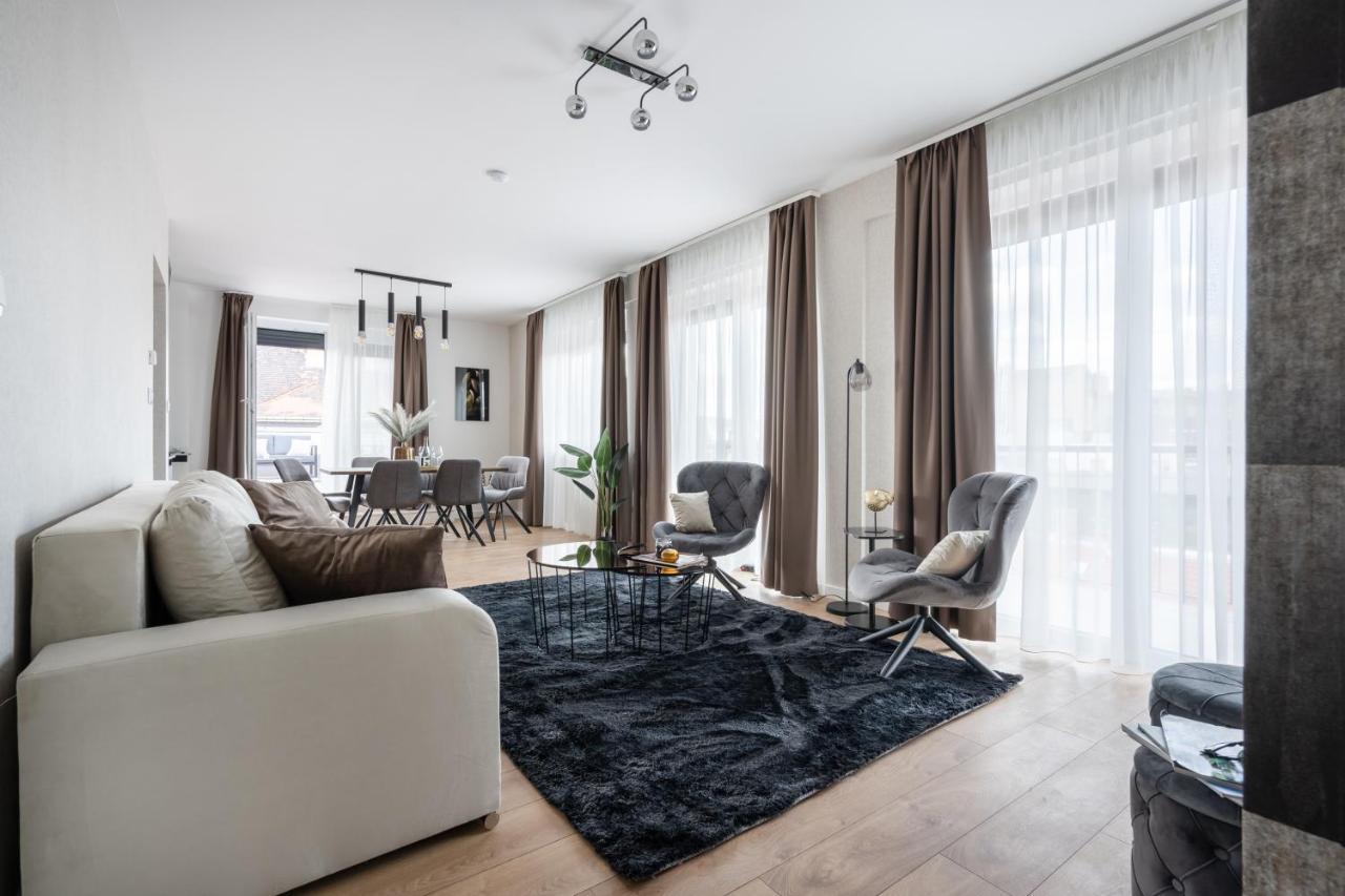 The Rose Garden Budapest Apartments Екстериор снимка